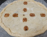 Foto del paso 9 de la receta: Tarta de manzana con pasas y nueces en masa de hojaldre