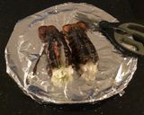 A picture of step 3 of Broiled LobsterTails.