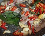 Foto langkah ke 2 dari resep Tumis Daun Pepaya.
