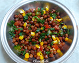 A picture of step 4 of Kala Chana Salad.