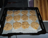 Foto del paso 3 de la receta: Galletas de plátano avena y pepitas de chocolate
