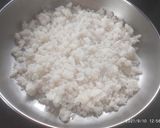 तांदळाची भाकरी (tandalachi bhakhri recipe in marathi) रेसिपी स्टेप 2 फोटो 