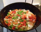 Foto del paso 1 de la receta: Arroz de verdura con sepia y boquerones