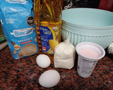 Foto del paso 1 de la receta: Mini budines de coco con yogur