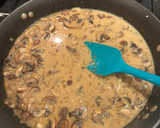 A picture of step 3 of Beef Stroganoff.