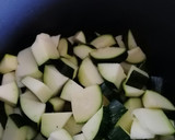 Foto del paso 3 de la receta: Crema fría de calabacín y manzana