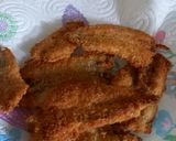 Foto del passaggio 5 della ricetta Alici fritte dorate