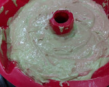 Foto langkah ke 3 dari resep Bolu Marmer Coklat Pandan.
