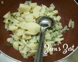 A picture of step 2 of Aloo Methi.