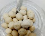 Foto langkah ke 4 dari resep Cilok bumbu kacang.