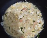 Foto langkah ke 4 dari resep Spaghetti Daun Jeruk.