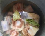 Foto del paso 2 de la receta: Rabo guisado en olla al vino blanco