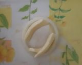 Foto del paso 2 de la receta: Aros de cebollas rellenos de queso