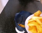 A picture of step 1 of Mango Milkshake.