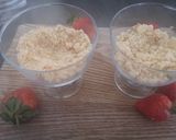 A picture of step 2 of Three layers strawberry dessert. (no gelatine).