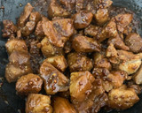 Foto del paso 2 de la receta: Dados de cerdo con soja y mostaza antigua
