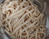 Foto del paso 1 de la receta: Espaguetis a las finas hojas