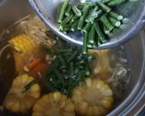 Foto langkah ke 3 dari resep Sayur bening kencuran.