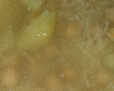Foto del paso 3 de la receta: Caldo de pollo con verduras olla gm