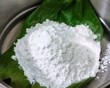 Foto langkah ke 3 dari resep Kue Putu Bambu.