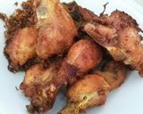 Foto langkah ke 4 dari resep Ayam goreng serundeng.