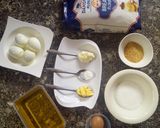 A picture of step 1 of Egg roll.