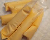 A picture of step 4 of Orange Creamsicles.