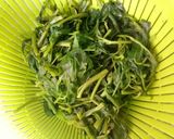 Foto langkah ke 1 dari resep Kangkung Sambal Asam.