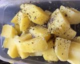 รูปขั้นตอนการทำที่ 5 ของ มันบดสูตรง่ายที่สุดในโลก🥔🧂