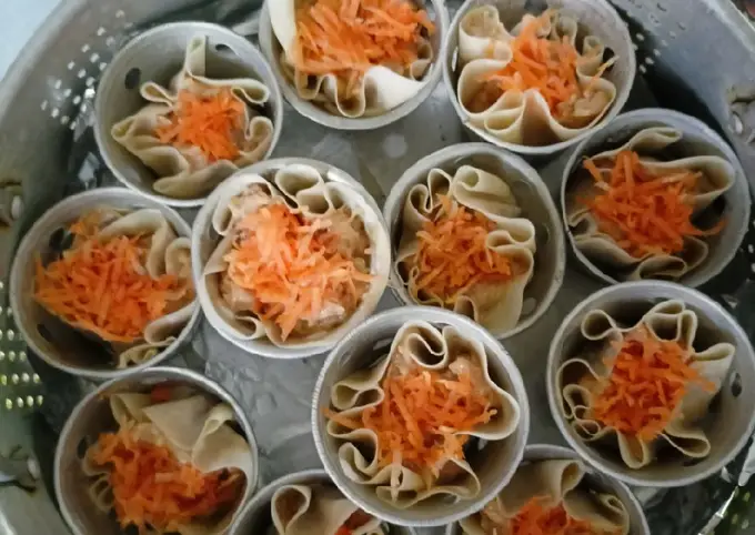 Langkah-langkah untuk membuat Cara membuat Dimsum ayam rumahan
