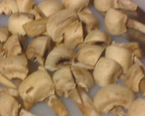 Foto del paso 2 de la receta: Níscalos con arroz caldoso