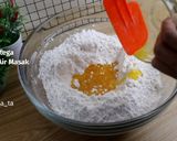 Foto langkah ke 2 dari resep 49. PASTEL GULUNG KARE AYAM.