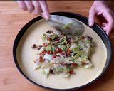 Foto del passaggio 4 della ricetta Quiche svuota frigo con insalata iceberg