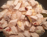 Foto del paso 4 de la receta: Lomo de cerdo al ajillo