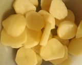 A picture of step 3 of Balti Aloo Curry(Potato Bowl Curry)🍜.