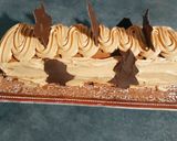 Une image de l'étape 8 de Bûche pâtissière au café.