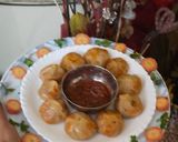A picture of step 8 of Vegetables schezwan momos.