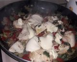 Foto del paso 4 de la receta: Pollo con papas y queso crema