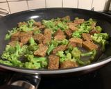 Une image de l'étape 1 de Tortilla de tempeh aux brocolis.