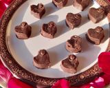 हार्ट शेप चॉकलेट (Heart shape chocolate recipe in hindi) रेसिपी चरण 5 फोटो