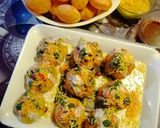 A picture of step 4 of Sev Puri.
