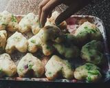 A picture of step 4 of Suji cutlet hearts.