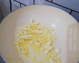 Foto langkah ke 2 dari resep Spaghetti Carbonara.