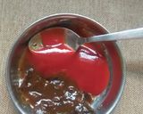 A picture of step 2 of Rava puri chat.