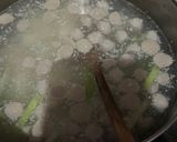 Foto langkah ke 4 dari resep Sop Tahu Bakso.