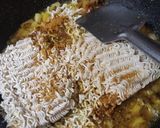 A picture of step 3 of Maggi.