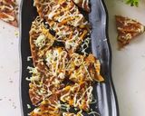 A picture of step 4 of Leftover Roti Nachos.