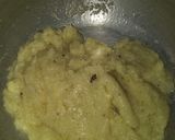 A picture of step 3 of Aloo ka halwa.