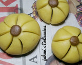 A picture of step 5 of Chocolate Flower Cookies.