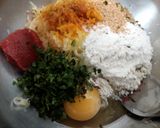 عکس مرحله 1 از دستور کوکو باعطر نعنا و جعفری تازه